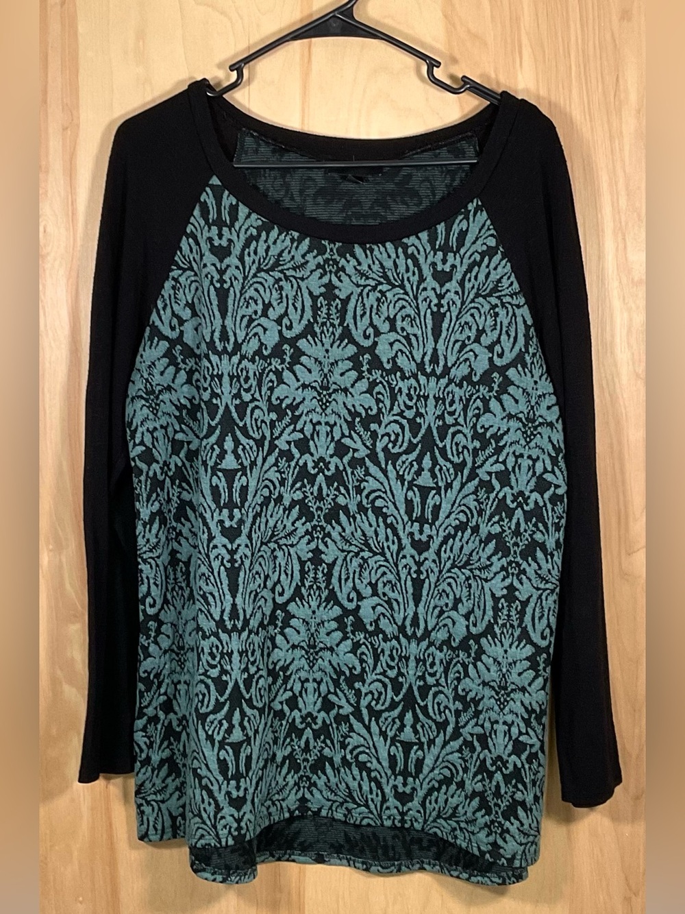 AB Studio Damask/Baroque Pullover Sweater - EUC